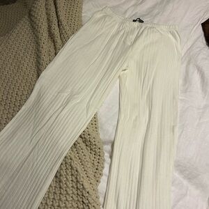 Brandy Melville pants